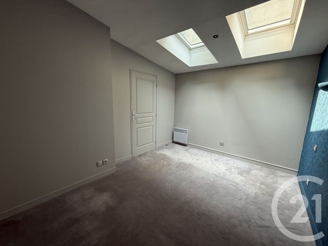 Agrandir la photo Appartement T4 à louer - 4 pièces - 98,97 m2 - Le Mans - 72 - PAYS-DE-LOIRE