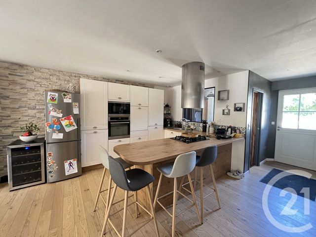 Maison à vendre - 5 pièces - 137,76 m2 - Ruaudin - 72 - PAYS-DE-LOIRE