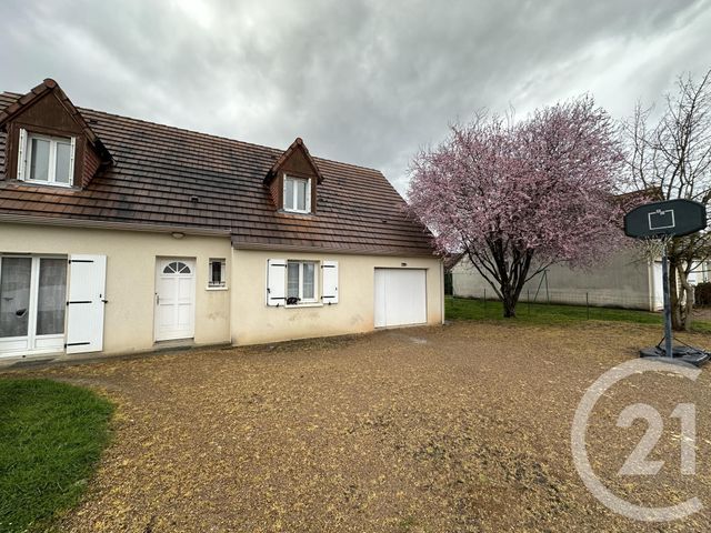 Agrandir la photo Maison à louer - 6 pièces - 125 m2 - St Gervais En Belin - 72 - PAYS-DE-LOIRE