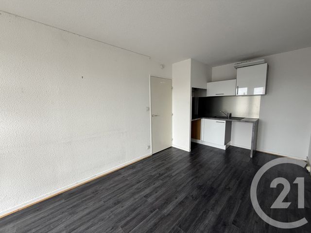 Appartement T2 à louer - 2 pièces - 31,90 m2 - Le Mans - 72 - PAYS-DE-LOIRE