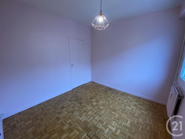 Appartement T3 à louer - 3 pièces - 76,18 m2 - Le Mans - 72 - PAYS-DE-LOIRE