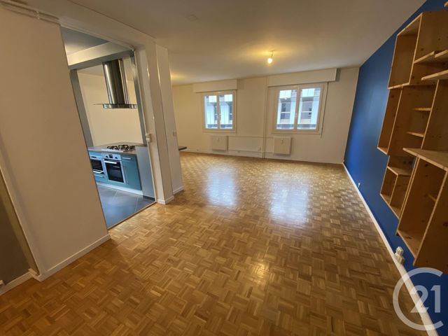 Appartement T3 à louer - 3 pièces - 76,18 m2 - Le Mans - 72 - PAYS-DE-LOIRE