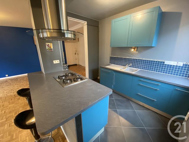 Appartement T3 à louer - 3 pièces - 76,18 m2 - Le Mans - 72 - PAYS-DE-LOIRE