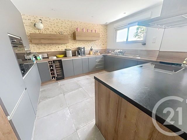 Maison &agrave; vendre - 5 pi&egrave;ces - 158 m2 - St Jean D Asse - 72 - PAYS-DE-LOIRE