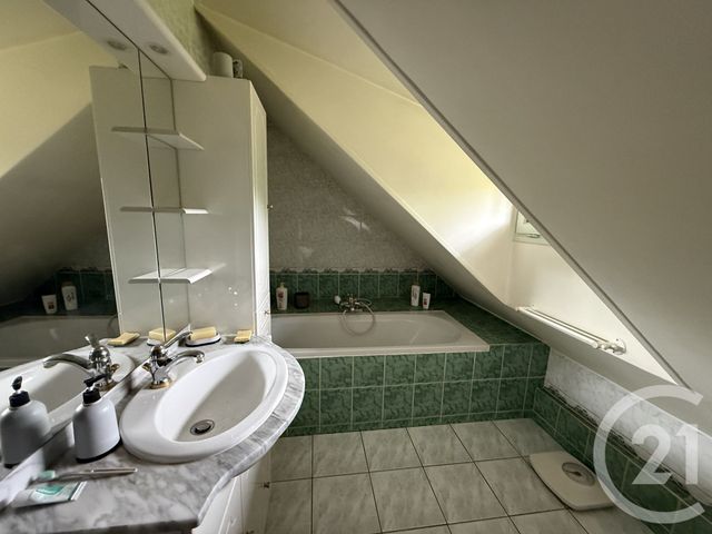 Maison &agrave; vendre - 7 pi&egrave;ces - 196,18 m2 - Guecelard - 72 - PAYS-DE-LOIRE