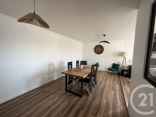 Appartement T4 à vendre - 4 pièces - 86,97 m2 - Le Mans - 72 - PAYS-DE-LOIRE