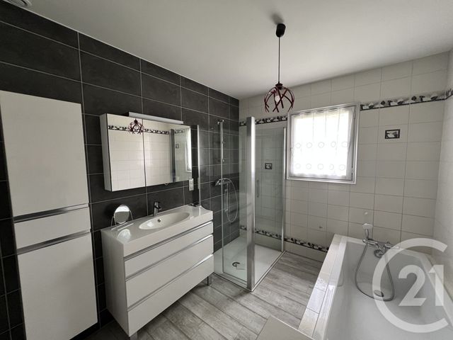Maison à vendre - 5 pièces - 223,31 m2 - Le Mans - 72 - PAYS-DE-LOIRE