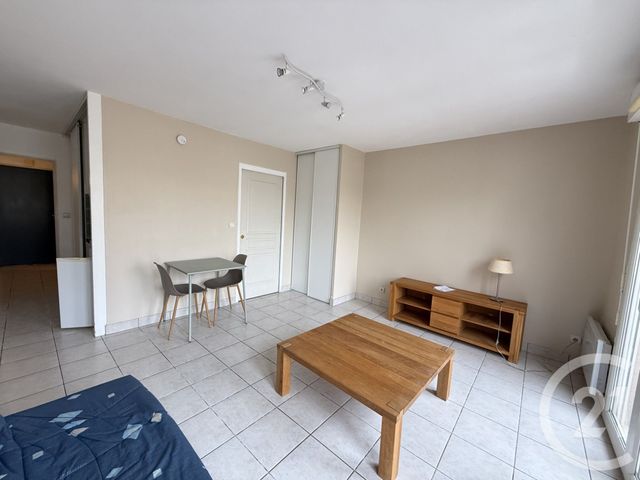 Appartement T2 &agrave; louer - 2 pi&egrave;ces - 35 m2 - Le Mans - 72 - PAYS-DE-LOIRE
