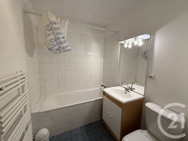 Appartement T2 &agrave; louer - 2 pi&egrave;ces - 35 m2 - Le Mans - 72 - PAYS-DE-LOIRE