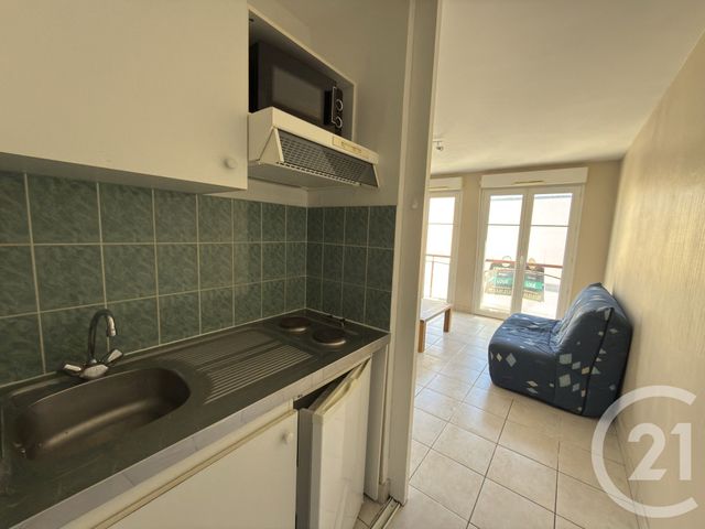 Appartement T2 &agrave; louer - 2 pi&egrave;ces - 35 m2 - Le Mans - 72 - PAYS-DE-LOIRE