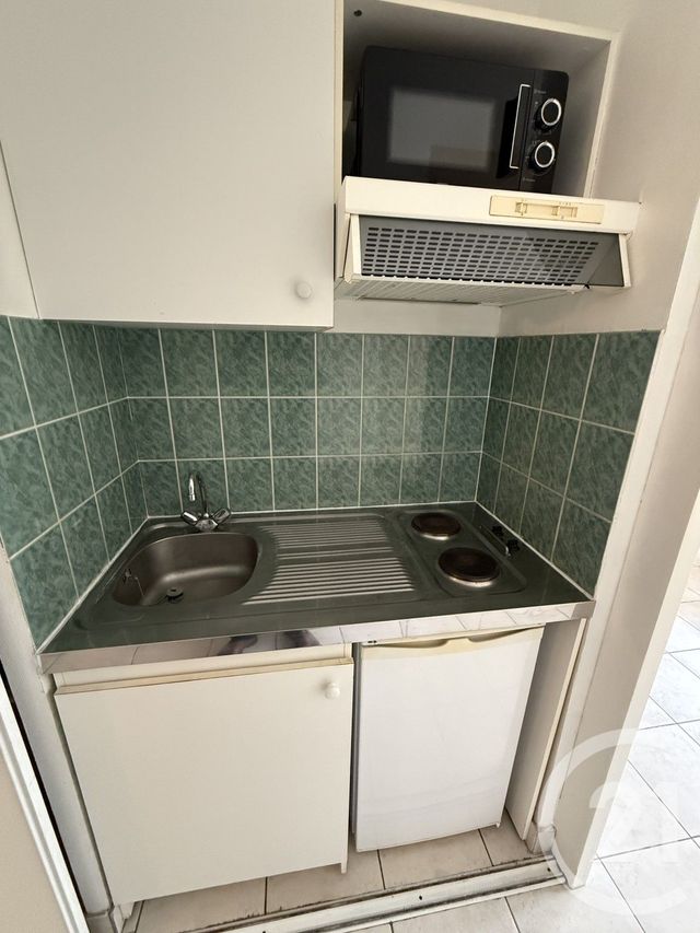 Appartement T2 &agrave; louer - 2 pi&egrave;ces - 35 m2 - Le Mans - 72 - PAYS-DE-LOIRE