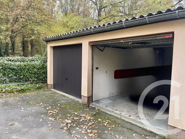 Appartement F4 &agrave; vendre - 4 pi&egrave;ces - 77,96 m2 - Allonnes - 72 - PAYS-DE-LOIRE