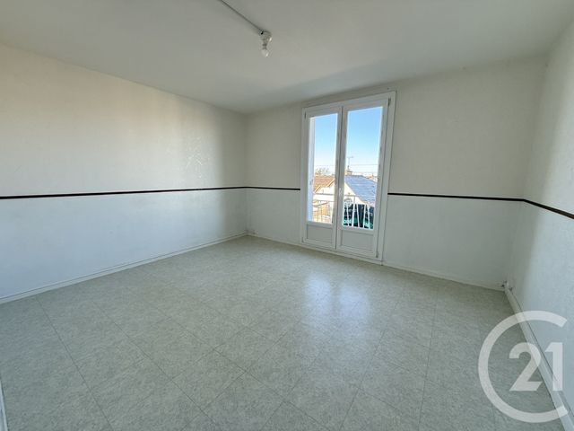 Appartement T3 &agrave; louer - 3 pi&egrave;ces - 58,50 m2 - Le Mans - 72 - PAYS-DE-LOIRE