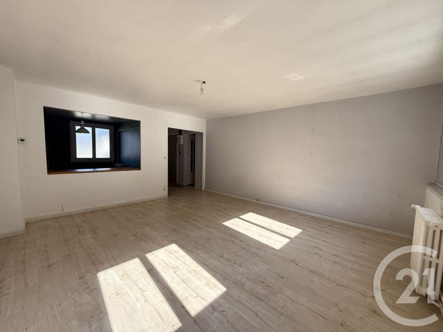 Appartement F3 &agrave; louer - 3 pi&egrave;ces - 82,97 m2 - Le Mans - 72 - PAYS-DE-LOIRE