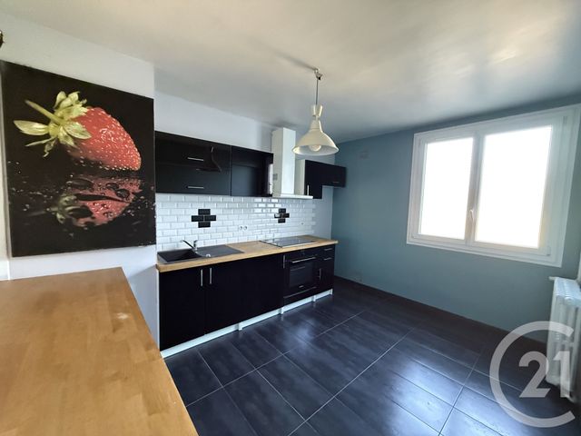 Appartement F3 &agrave; louer - 3 pi&egrave;ces - 82,97 m2 - Le Mans - 72 - PAYS-DE-LOIRE