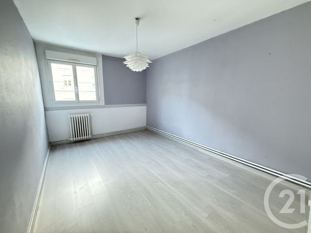 Appartement F3 &agrave; louer - 3 pi&egrave;ces - 82,97 m2 - Le Mans - 72 - PAYS-DE-LOIRE