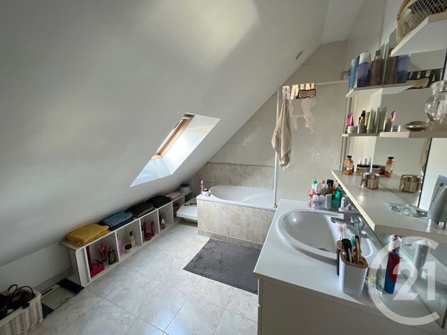 Maison &agrave; louer - 5 pi&egrave;ces - 74,91 m2 - La Milesse - 72 - PAYS-DE-LOIRE