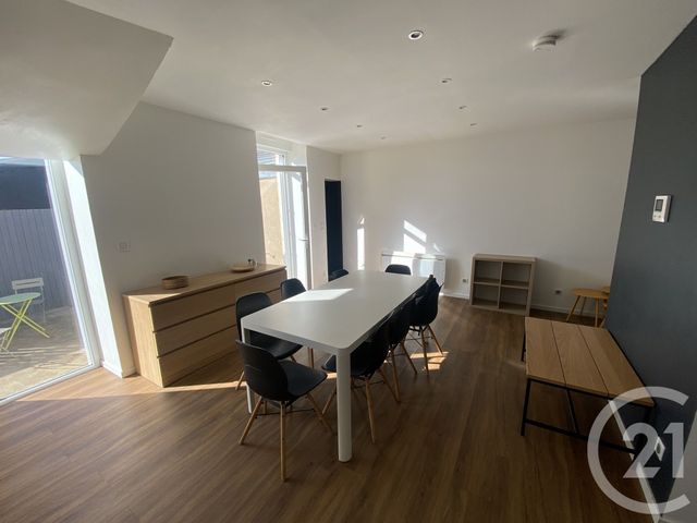 Maison &agrave; louer - 4 pi&egrave;ces - 72,02 m2 - Coulaines - 72 - PAYS-DE-LOIRE