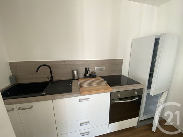 Maison &agrave; louer - 4 pi&egrave;ces - 72,02 m2 - Coulaines - 72 - PAYS-DE-LOIRE