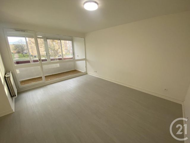 Appartement T2 &agrave; louer - 2 pi&egrave;ces - 45,85 m2 - Le Mans - 72 - PAYS-DE-LOIRE