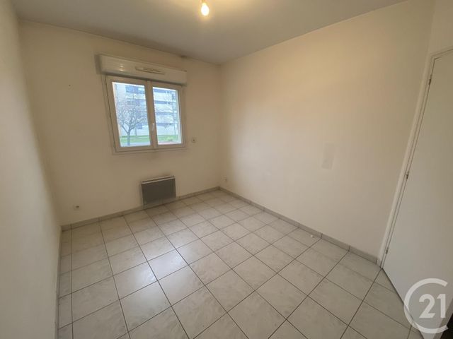 Appartement F3 &agrave; louer - 3 pi&egrave;ces - 68,57 m2 - Coulaines - 72 - PAYS-DE-LOIRE