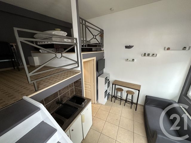 Appartement Studio &agrave; louer - 1 pi&egrave;ce - 14,90 m2 - Le Mans - 72 - PAYS-DE-LOIRE