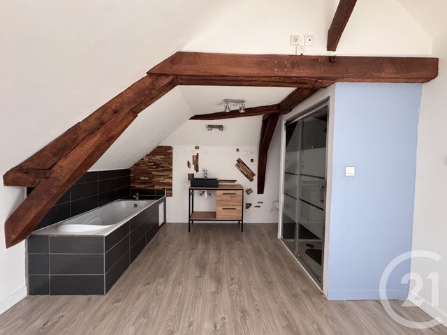 Maison &agrave; vendre - 6 pi&egrave;ces - 178,59 m2 - Le Lude - 72 - PAYS-DE-LOIRE