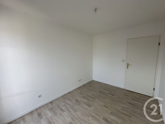 Appartement F3 &agrave; louer - 3 pi&egrave;ces - 61,95 m2 - Le Mans - 72 - PAYS-DE-LOIRE