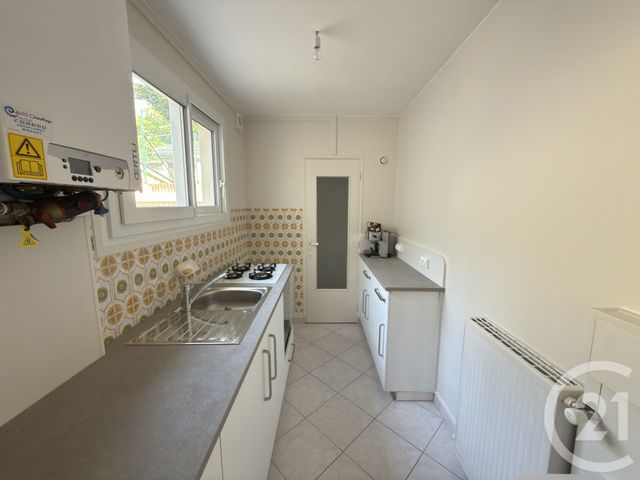 Maison &agrave; louer - 3 pi&egrave;ces - 64,61 m2 - Le Mans - 72 - PAYS-DE-LOIRE