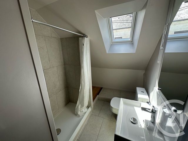 Maison &agrave; louer - 3 pi&egrave;ces - 64,61 m2 - Le Mans - 72 - PAYS-DE-LOIRE