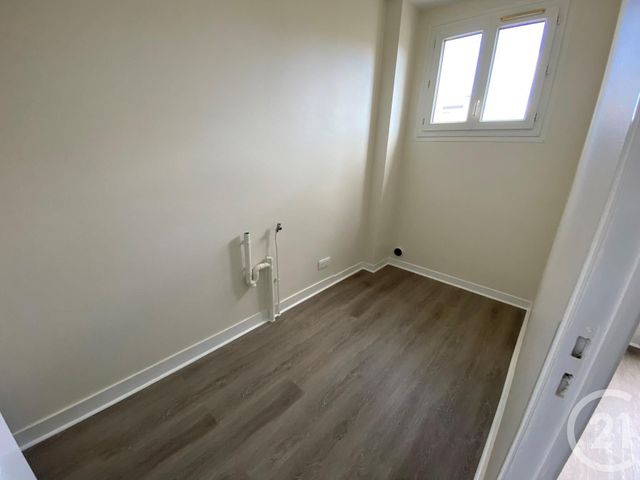 Appartement T3 &agrave; louer - 3 pi&egrave;ces - 80,02 m2 - Le Mans - 72 - PAYS-DE-LOIRE