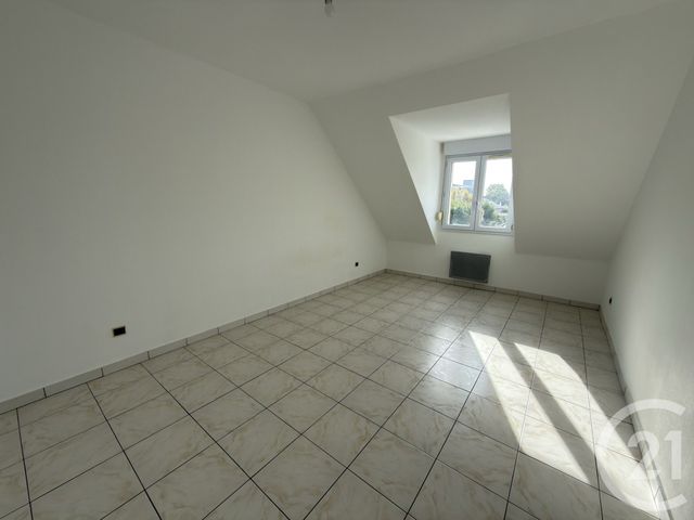 Appartement T4 &agrave; louer - 5 pi&egrave;ces - 101,94 m2 - Le Mans - 72 - PAYS-DE-LOIRE