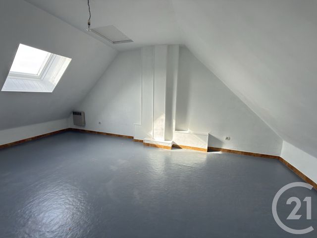 Appartement T4 &agrave; louer - 5 pi&egrave;ces - 101,94 m2 - Le Mans - 72 - PAYS-DE-LOIRE