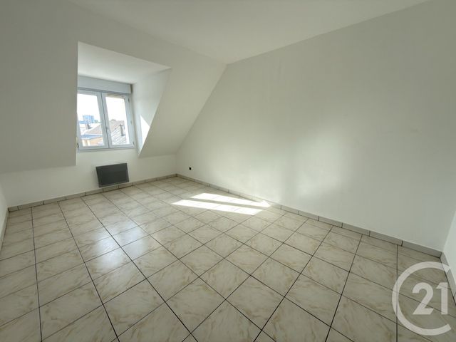 Appartement T4 &agrave; louer - 5 pi&egrave;ces - 101,94 m2 - Le Mans - 72 - PAYS-DE-LOIRE