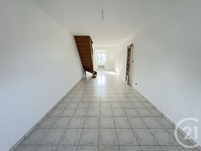 Appartement T4 &agrave; louer - 5 pi&egrave;ces - 101,94 m2 - Le Mans - 72 - PAYS-DE-LOIRE