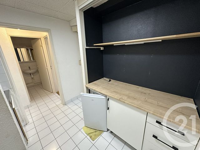 Appartement T2 &agrave; louer - 2 pi&egrave;ces - 32,45 m2 - Le Mans - 72 - PAYS-DE-LOIRE