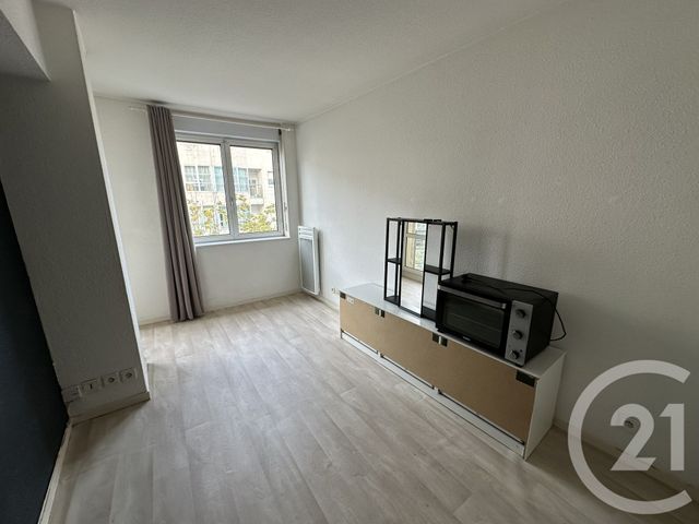 Appartement T2 &agrave; louer - 2 pi&egrave;ces - 32,45 m2 - Le Mans - 72 - PAYS-DE-LOIRE