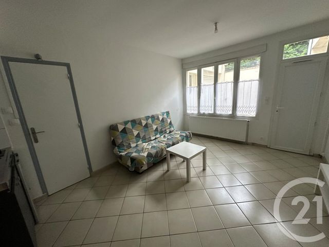 Appartement F1 &agrave; louer - 1 pi&egrave;ce - 22 m2 - Le Mans - 72 - PAYS-DE-LOIRE